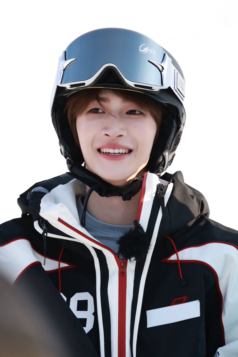 G_Charlie_Liuyu's tweet image. 20251128  Pretty Baby☃️
Cr. C哟-LY的姐姐们

#LiuYu #刘宇 #リュウユ
#리우위 #หลิวอวี่ #LưuVũ