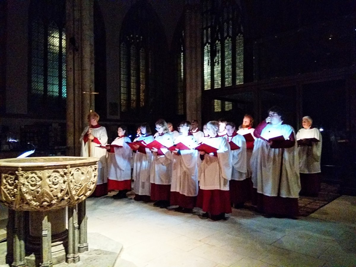 HullMinster's tweet image. Candlelit Advent Procession at Hull Minster
Sun, 30-Nov-2025 6:00pm 
Join us for a candlelit celebration of the beginning of Advent. If you have not been before, it is a very lovely service. Everyone is welcome.
There is no entry charge. We work on the donation system