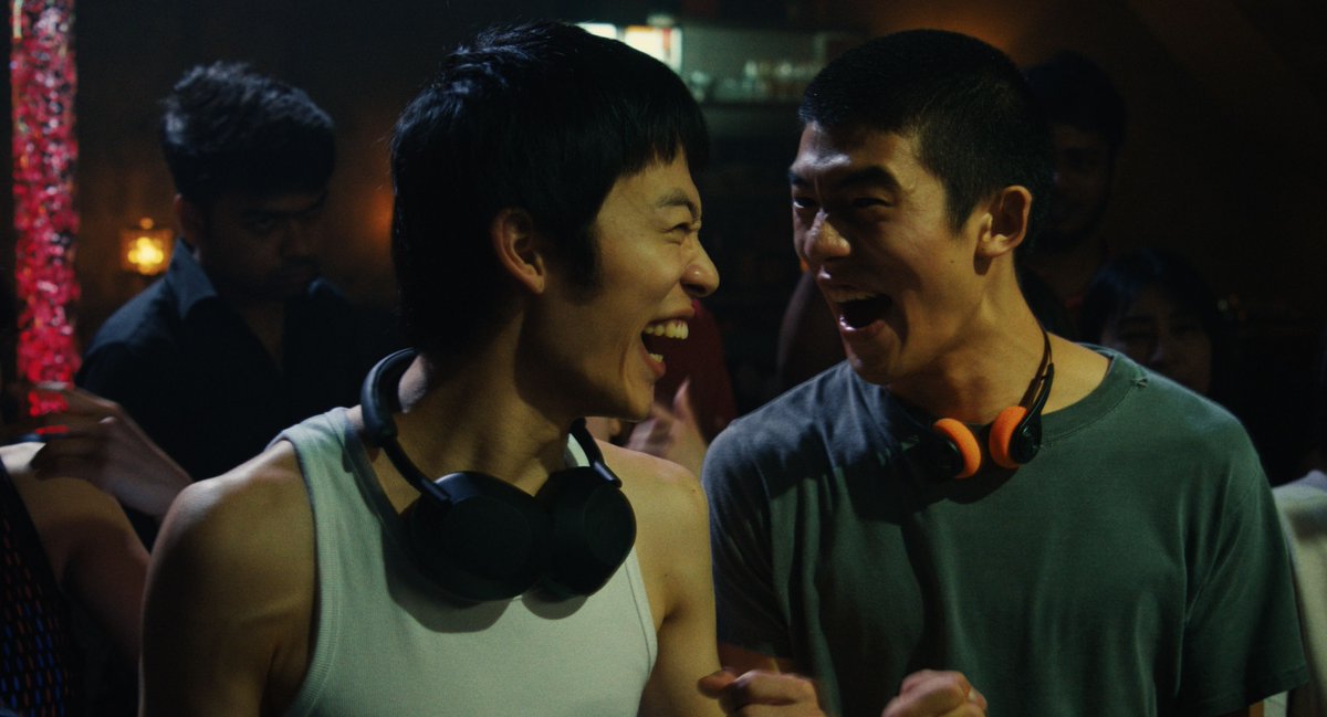 映画『HAPPYEND』公式 tweet media