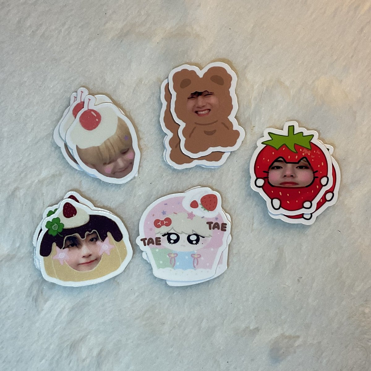 สีชัดมากสวยตรงปกขอบคุณที่ทำโปรดีๆแบบนี้นะคะ😭💞

 #รีวิวhyeprint