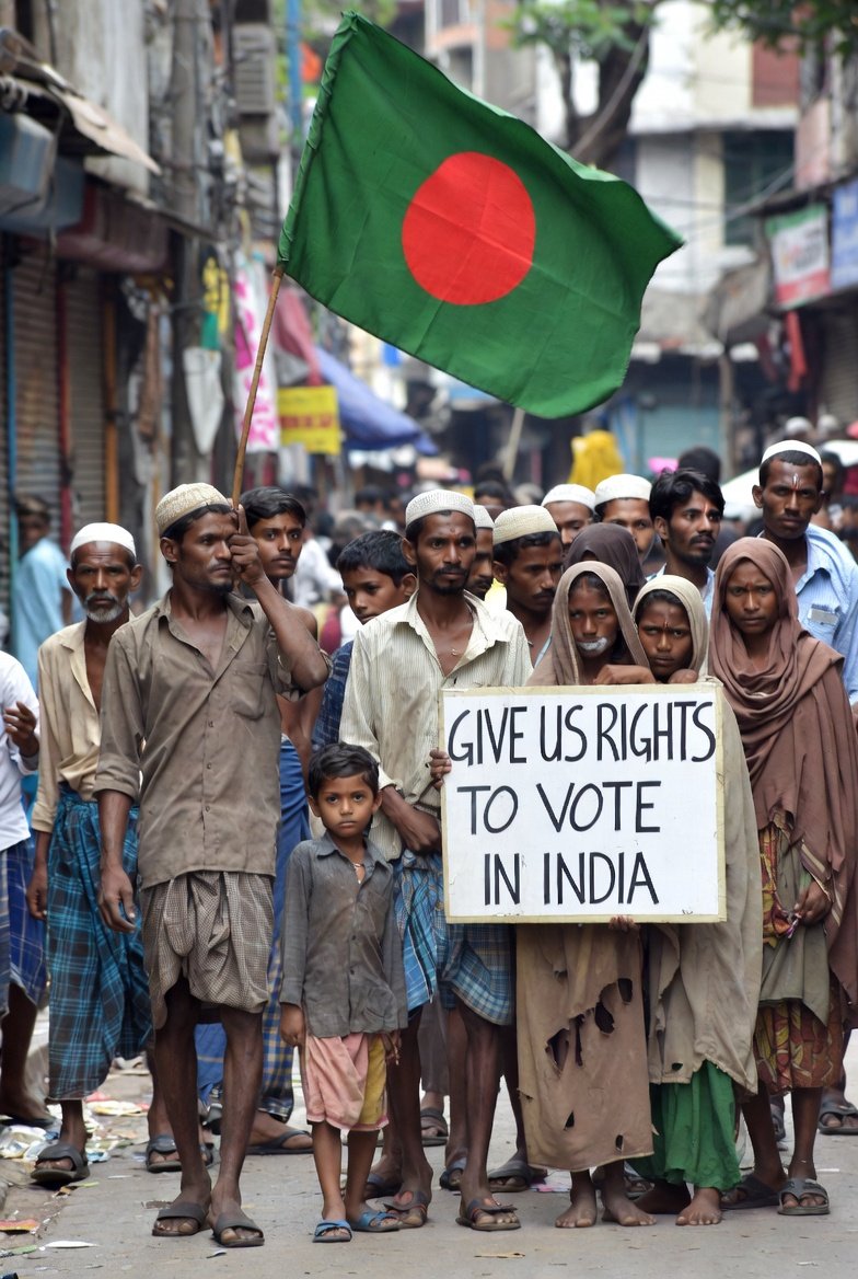 BHKslams's tweet image. Latest clients of Kapil Sibal..