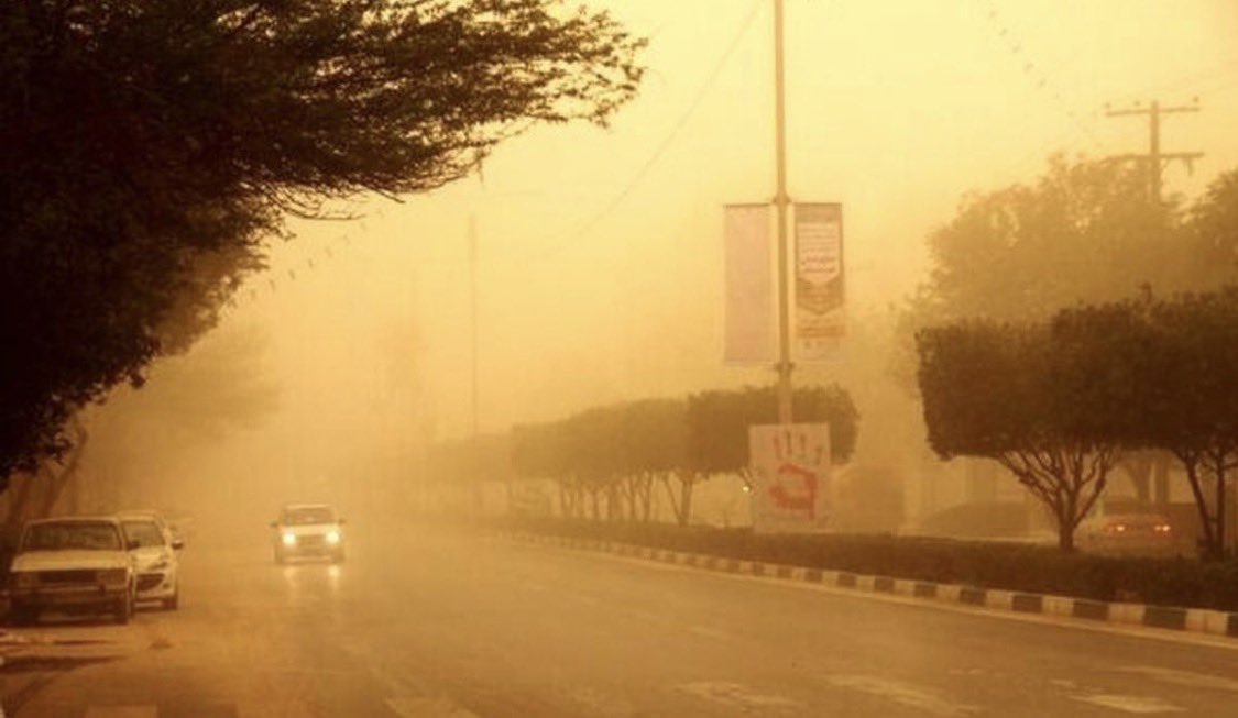 🚨 Tahran, iklim krizi yüzünden taşınmak zorunda olabilir!  

İran Cumhurbaşkanı Pezeşkiyan: “Artık seçeneğimiz yok.”  

Yılların kötü su kaynakları yönetimi ve kuraklık sonucu 9 Milyonluk başkent büyük tehlike altında. Zaten felaket kirli havası ve trafiği  ile uzun zamandır