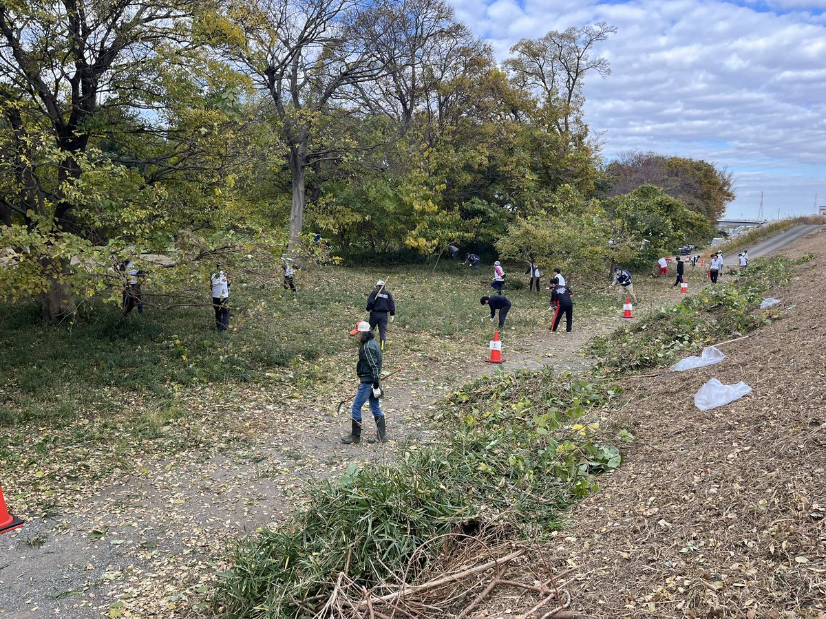 slip_j_s15's tweet image. 実家の草刈り
カレーウマー
（〃＾∇＾）o_🍛🥄
#NMC 
#Autech