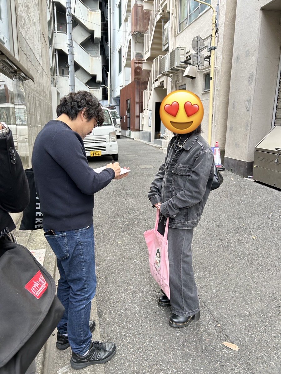 cinemadrifter's tweet image. デビュー作『アフター・オール・ディーズ・イヤーズ』15年の時を経てイメージフォーラムのスクリーンで蘇った。初日の舞台挨拶、主演の大塚匡将と当時の出会いと撮影の思い出を色々と語り合った。沢山のご来場に感謝。明日から連日豪華ゲストとアフタートークを行うので引き続き宜しくお願いします。