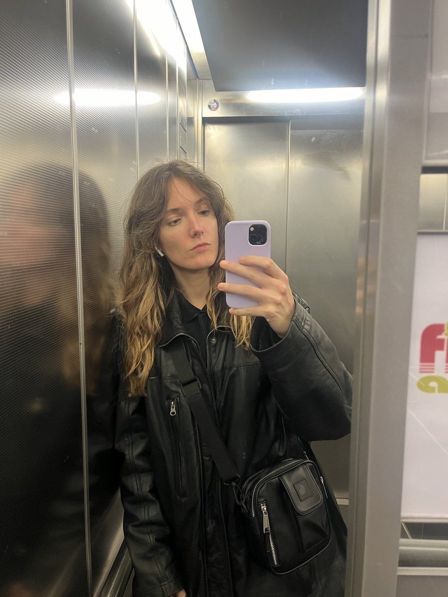 I am back with a real content plan 🔥stayyy curious, babes 🤍