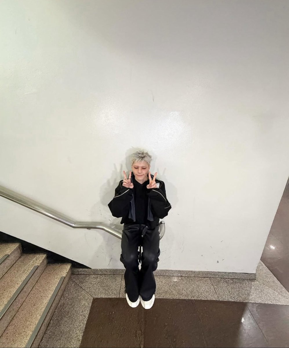 maki_lvr's tweet image. #MAKI he is only 2 apples tall