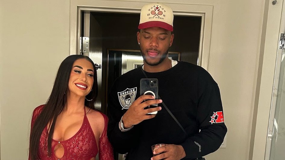 TommydotDev's tweet photo. Love Island's Theo Campbell and Olivia Kaiser have welcomed their first child together, a baby boy named Atlas! Congratulations to the happy couple on their newest bundle of joy.  https://t.co/tN48QQrSfV https://t.co/FHxzlwvGLx