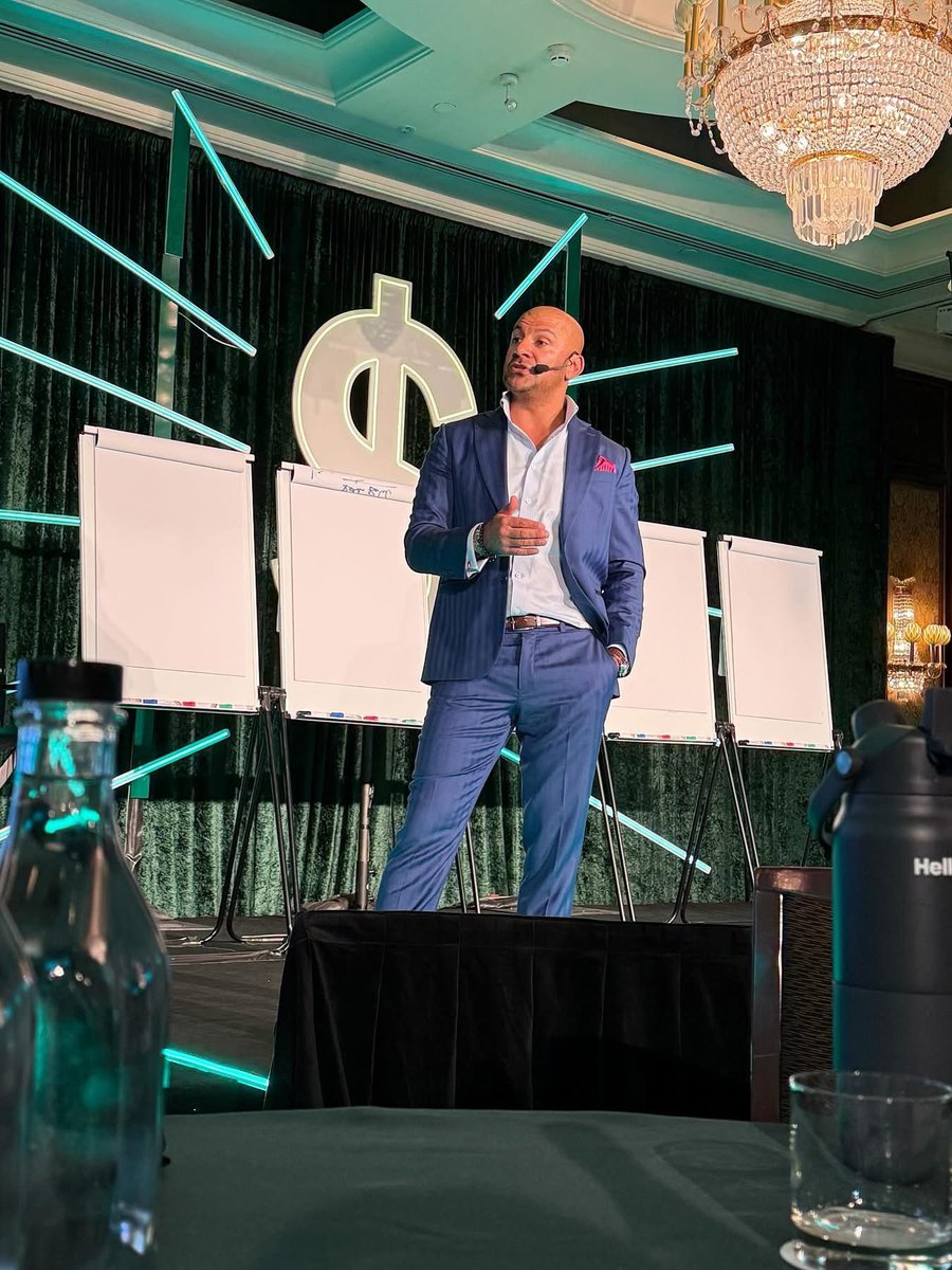 Kimberley Caines tweet media