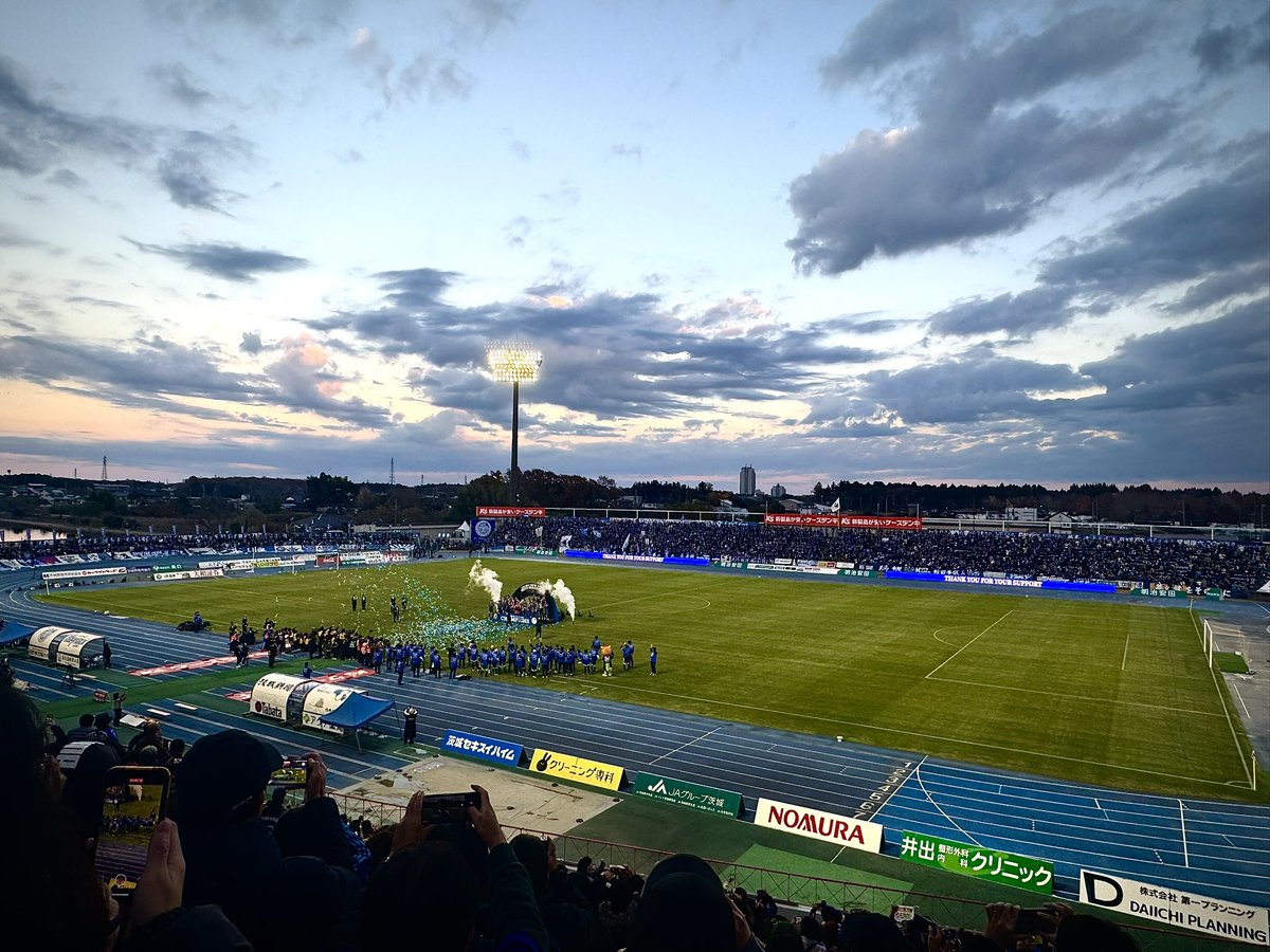 choburiii's tweet image. 水戸で生まれ育って27年！
J2優勝！J1昇格！！感動した！！！

#水戸ホーリーホック