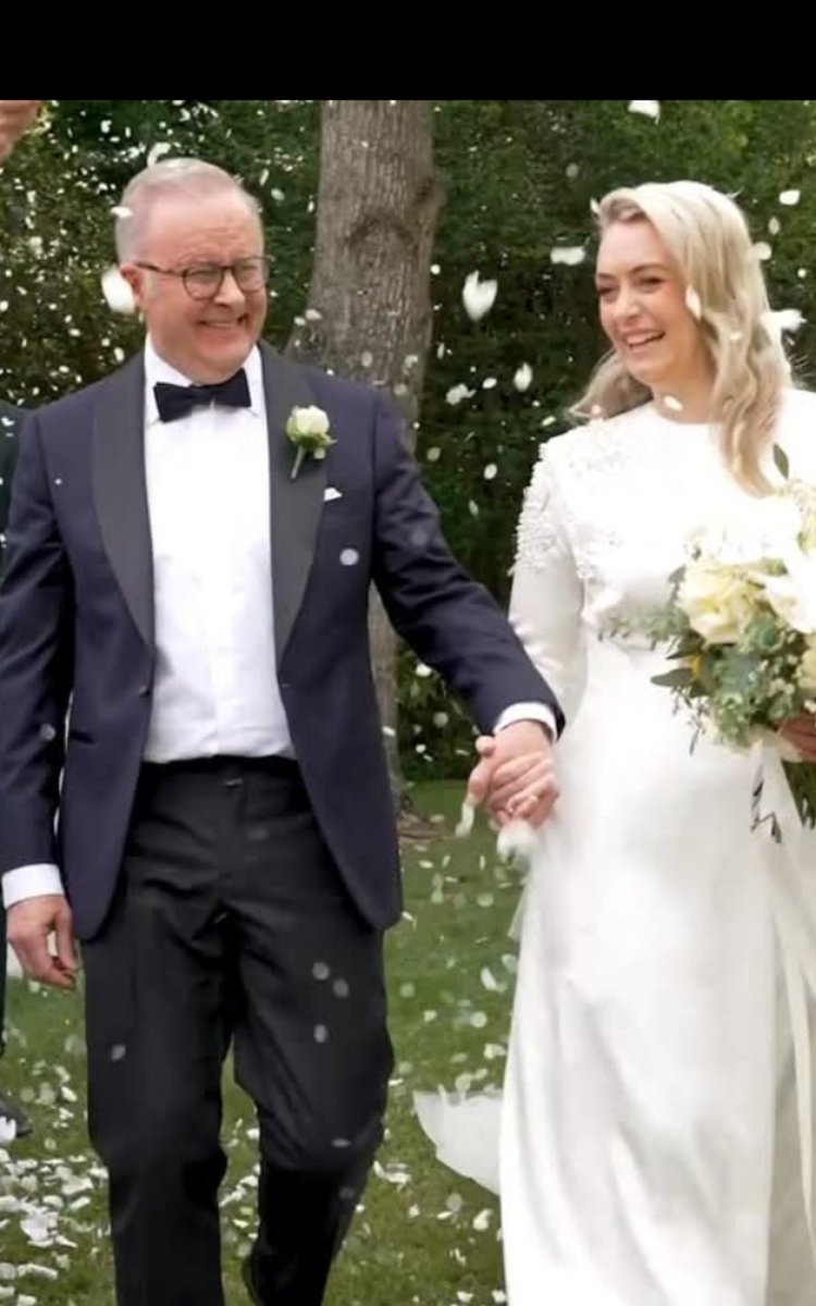 HelpRodger's tweet photo. The worlds most famous gay singer Elton John once married a woman. Today Anthony Albanese married a woman and had his photo taken with a mincing poodle. https://t.co/GXM9BY56ba