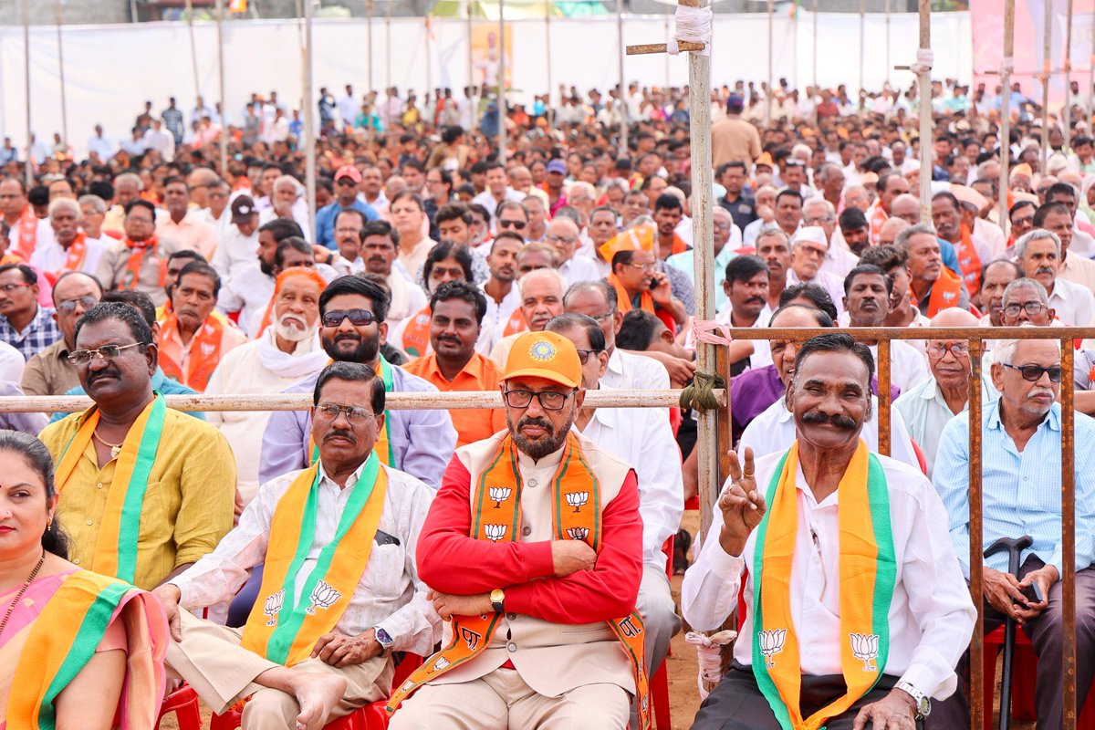 Devendra_Office's tweet image. #Maharashtra #DevendraFadnavis #NagarParishad2025 #Niti_Gati_Pragati