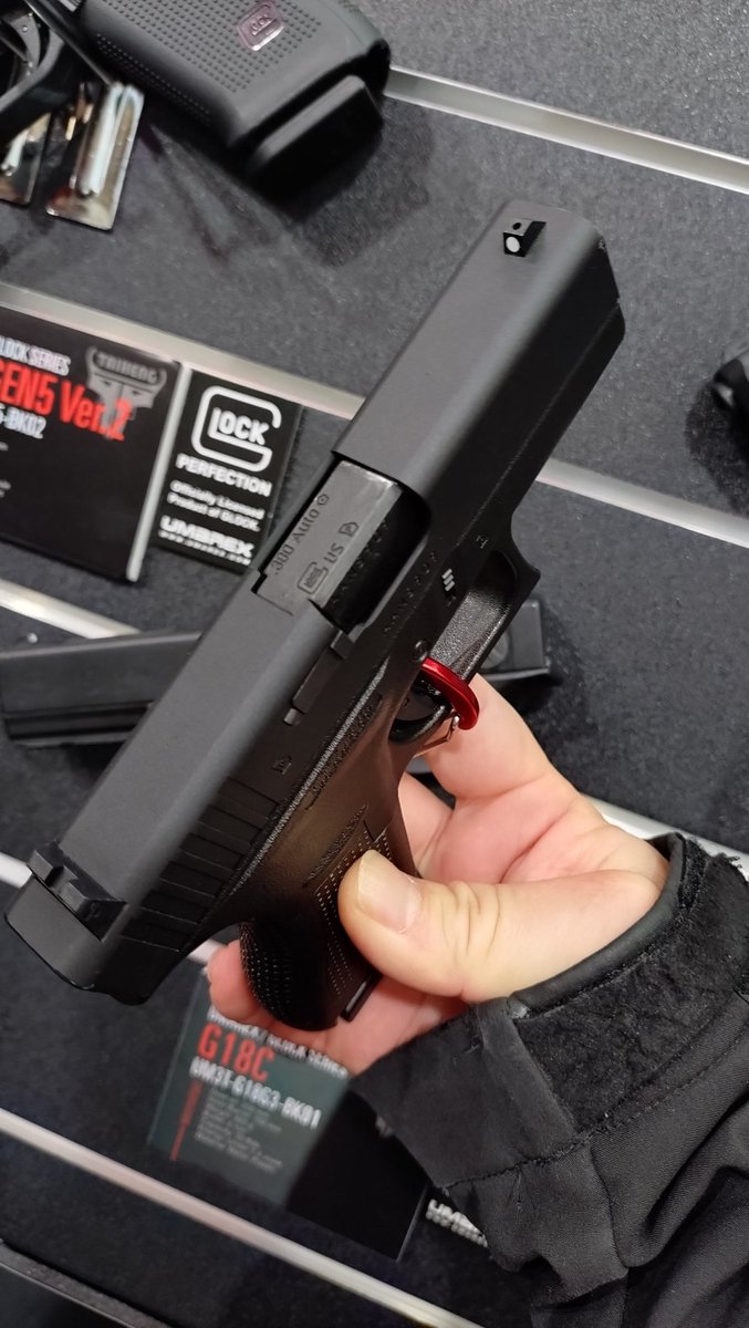 hyperdouraku's tweet image. うー、かっこいいなぁ。
樹脂スライド版出ないかな〜