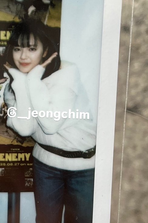 このまま墓入ってもいい😇😇😇😇

可愛すぎた近すぎた………ありがとうジョンヨンちゃん😭😭🫶🏻🫶🏻💞💞💞

家宝にします棺桶まで一緒だよ🥺(怖)

#TWICE #ENEMY #TWICEリリイベ