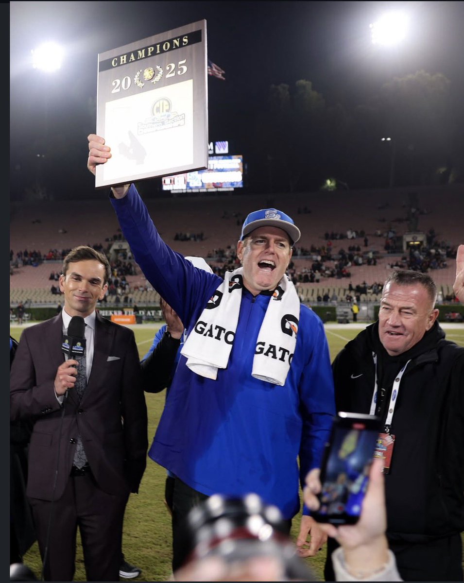 SM Eagles Football tweet media