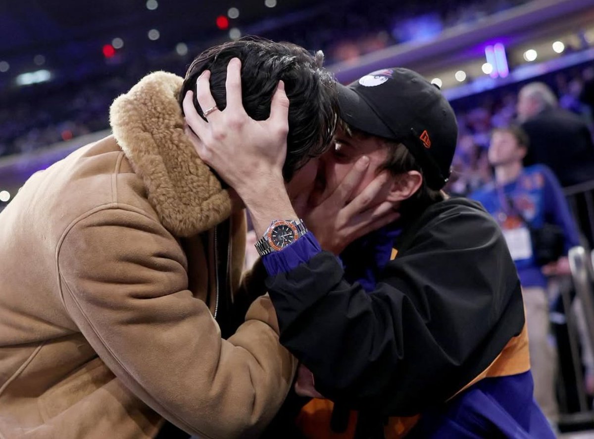 yearnforfilms's tweet image. WAR IS OVER, ENDGAME COUPLE IS HERE