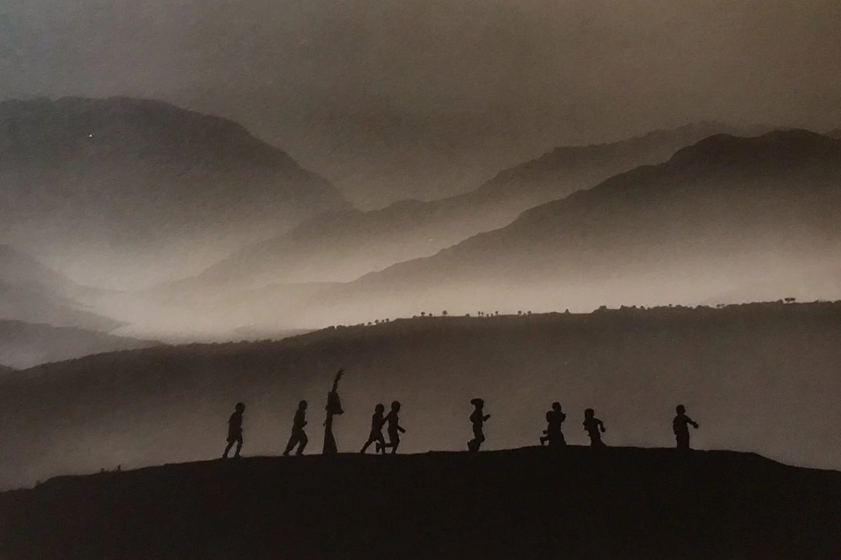 portail_dhamma's tweet image. « Même si ma #vue est plus haute que le ciel, l’#attention que je porte à mes actes et à leurs effets est plus fine que la #farine. »

#Padmasambhava

𝙿𝚑𝚘𝚝𝚘 𝙼𝚊𝚝𝚝𝚑𝚒𝚎𝚞 𝚁𝚒𝚌𝚊𝚛𝚍