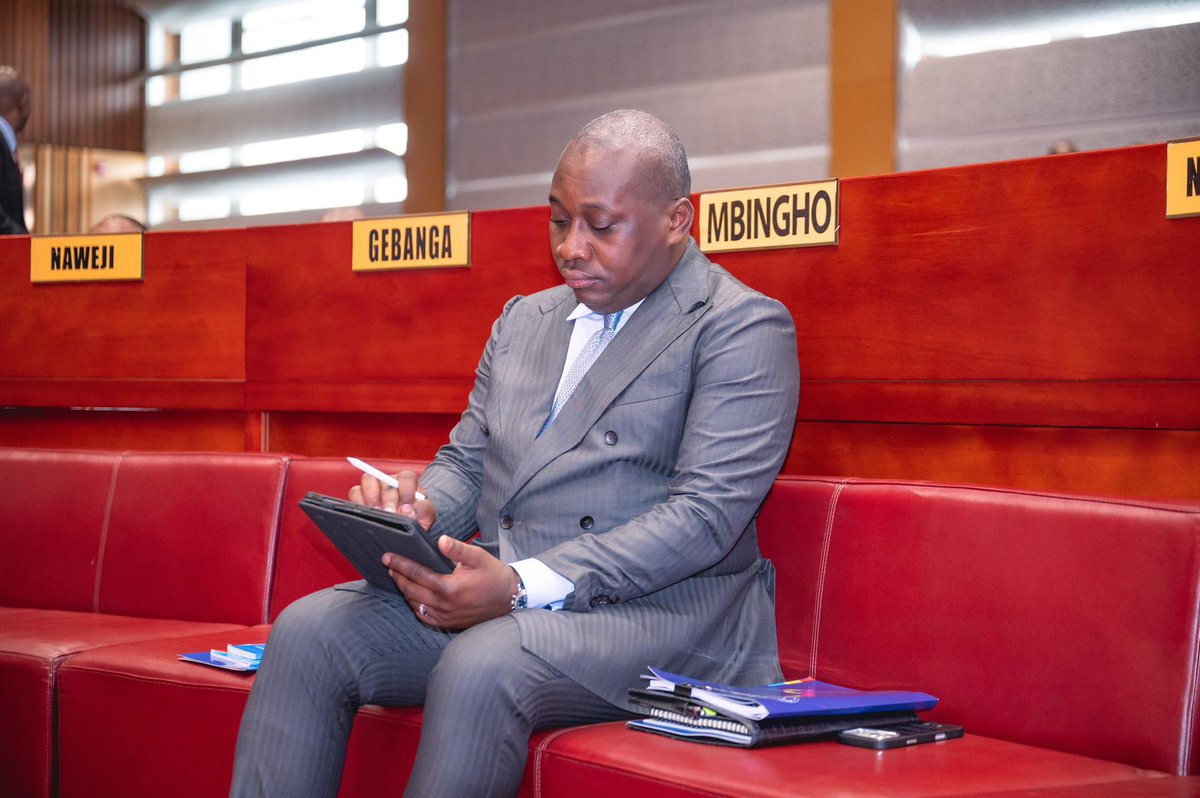 Guy Loando Mboyo tweet media