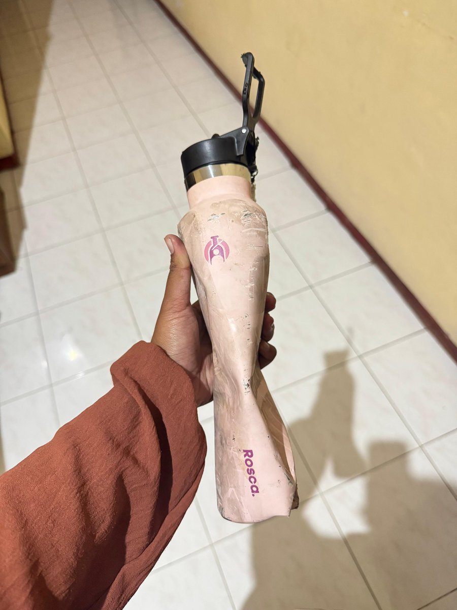 HameshaR's tweet photo. @shellanaa Tumblr ini ta? 😭 https://t.co/SLzW1htDkY