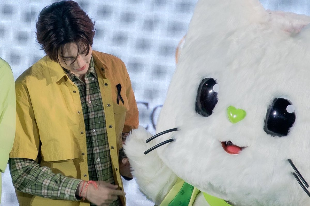 ninimininini_'s tweet image. ความสดใสของเช้าวันเสาร์นี้~

#hirunkit_ @Hirunkit_