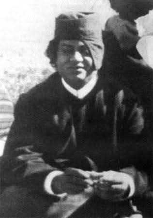 ಗೋರಕ್ಷಣೀ ಸಭೆಯ ಪ್ರಚಾರಕನೊಂದಿಗೆ ವಿವೇಕನಂದರ ಚರ್ಚೆ:
ಸ್ವಾಮೀಜಿ: ತಮ್ಮ ಸಭೆಯ ಉದ್ದೇಶವೇನು?

ಪ್ರಚಾರಕ: ನಮ್ಮ ದೇಶದ ಗೋಮಾತೆಯನ್ನು ಕಟುಕರ ಕೈಯಿಂದ ತಪ್ಪಿಸಿ ಕಾಪಾಡುತ್ತಿದ್ದೇವೆ. ಅಲ್ಲಲ್ಲಿ ದೊಡ್ಡಿಗಳು ಸ್ಥಾಪಿಸಲ್ಪಟ್ಟಿವೆ. ಅವುಗಳಲ್ಲಿ ಖಾಯಿಲೆಯ ಕೈಲಾಗದ ಮತ್ತು ಕಟುಕರಿಂದ ಕೊಂಡುತಂದ ಗೋಮಾತೆಯನ್ನು ರಕ್ಷಿಸುತ್ತೇವೆ.

ಸ್ವಾಮೀಜಿ: ಇದು ಬಹಳ