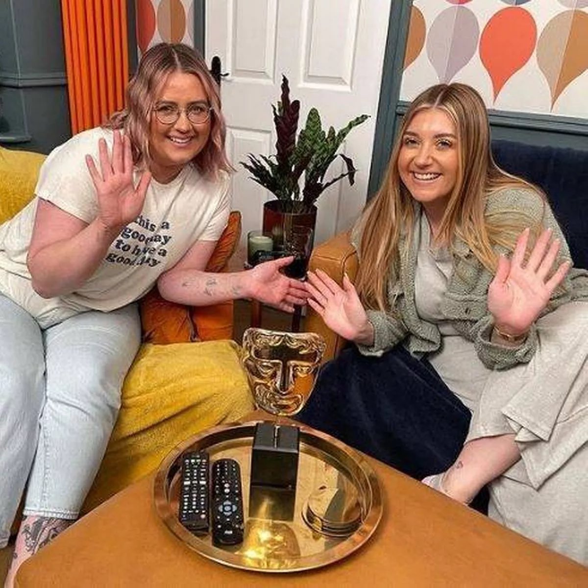 CineMATicAT4's tweet image. People to get rid of to make #gogglebox good again @C4Gogglebox @Channel4