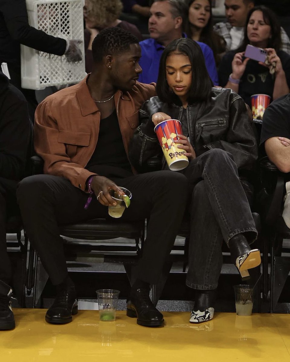 Eastonmargiella's tweet image. 