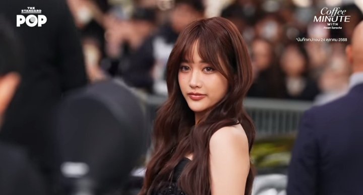 TrendForFREEN's tweet image. Valentino Brand Ambassador freen sarocha 🖤✨

#CoffeeMinuteWithFreen
#FreenxStandardpop
#TheStandardPop 
#srchafreen‌