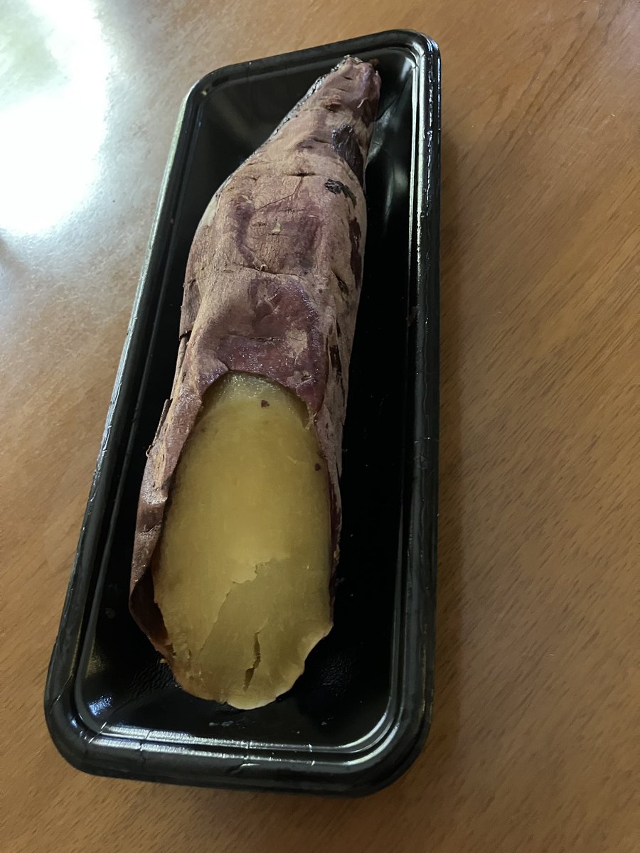 ♡おいも様ご確認♡ とても美味しそうな焼き芋を見つけたので素通りできませんでした