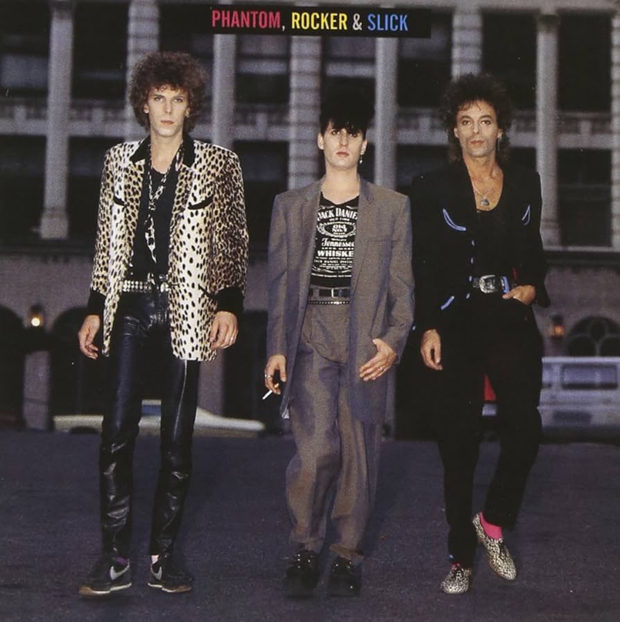 buzz_kunst's tweet photo. #NowPlaying 【No. 667】
Phantom, Rocker & Slick - Runnin' from the Hounds
(From 1st Album "Phantom, Rocker & Slick", 1985)
#Rock
#SlimJimPhantom
#LeeRocker
#EarlSlick
#PhantomRockerAndSlick
https://t.co/5kD8WOIpbC @YouTubeより https://t.co/dgP77VJ5Q1