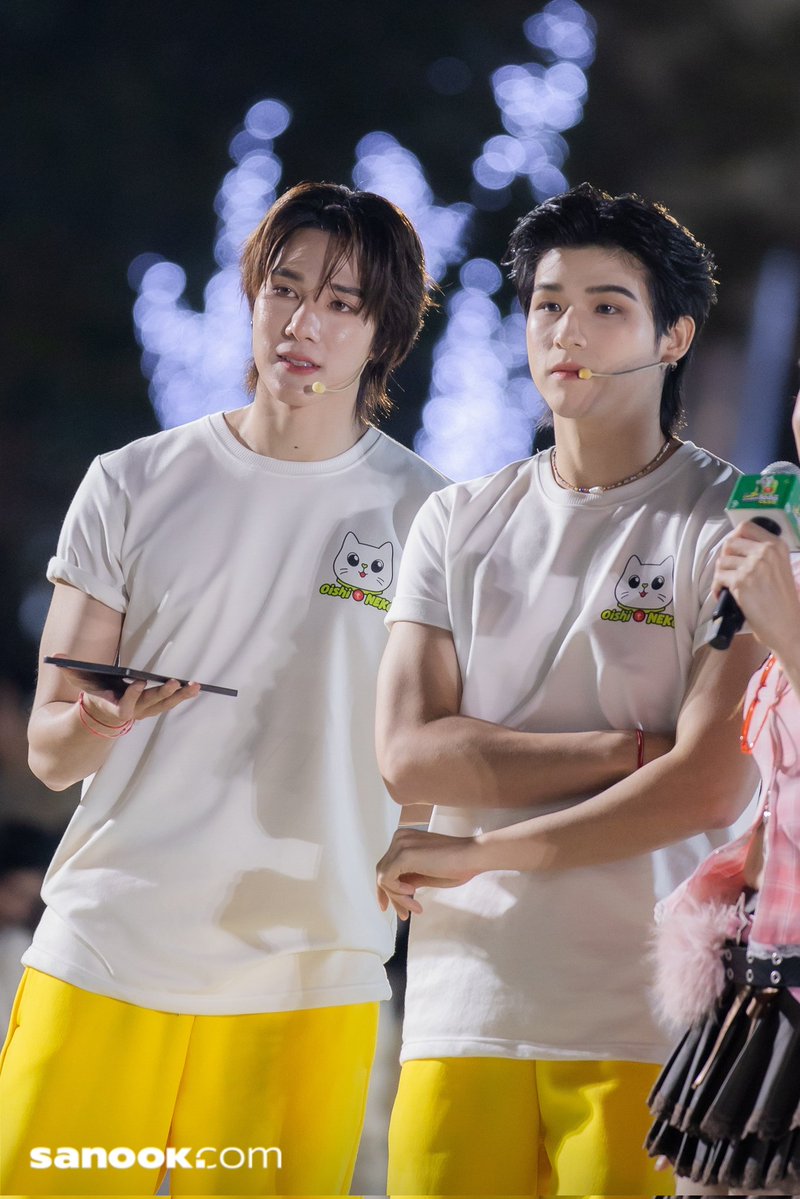 Sanook's tweet image. สกาย-นานิ หล่อตะโกน แบดละมุน ในงาน &quot;รู้สึกดีทุก TEA ที่เข้าแอปโออิชิคลับ&quot;  

OishiClub GFSN

#รู้สึกดีทุกTeaที่เข้าแอปโออิชิคลับ
#OishiClubxSkyNani
#สกายนานิ #SkyNani
#skywongravee #hirunkit_
#Sanook