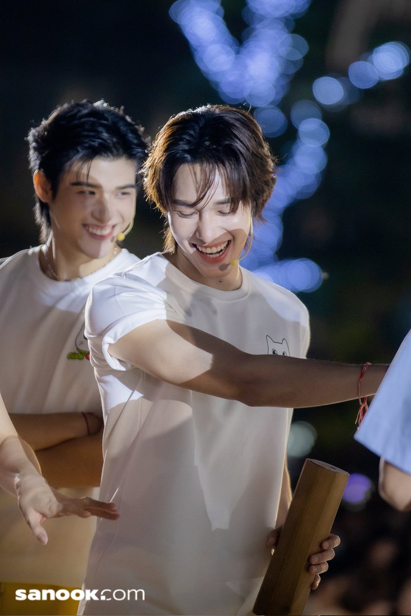 Sanook's tweet image. สกาย-นานิ หล่อตะโกน แบดละมุน ในงาน &quot;รู้สึกดีทุก TEA ที่เข้าแอปโออิชิคลับ&quot;  

OishiClub GFSN

#รู้สึกดีทุกTeaที่เข้าแอปโออิชิคลับ
#OishiClubxSkyNani
#สกายนานิ #SkyNani
#skywongravee #hirunkit_
#Sanook