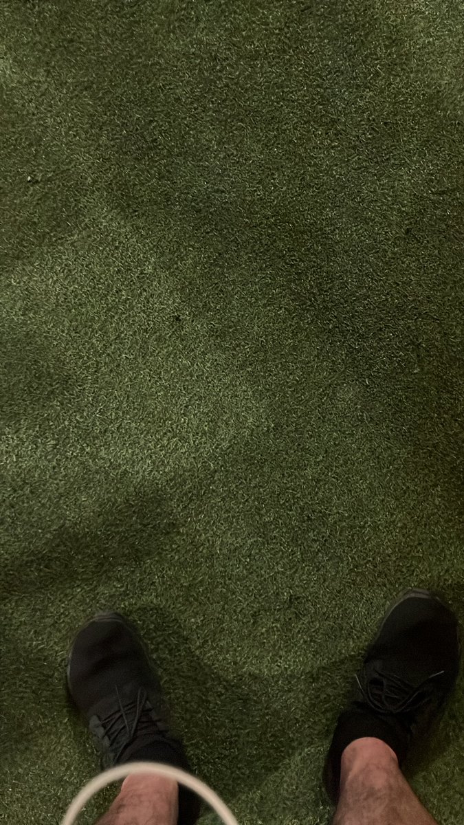 GhostXrcist98's tweet image. I honestly don’t post here but I am getting my workout ready. Time to redeem myself.

#workout #gettingbackintoroutine #gym