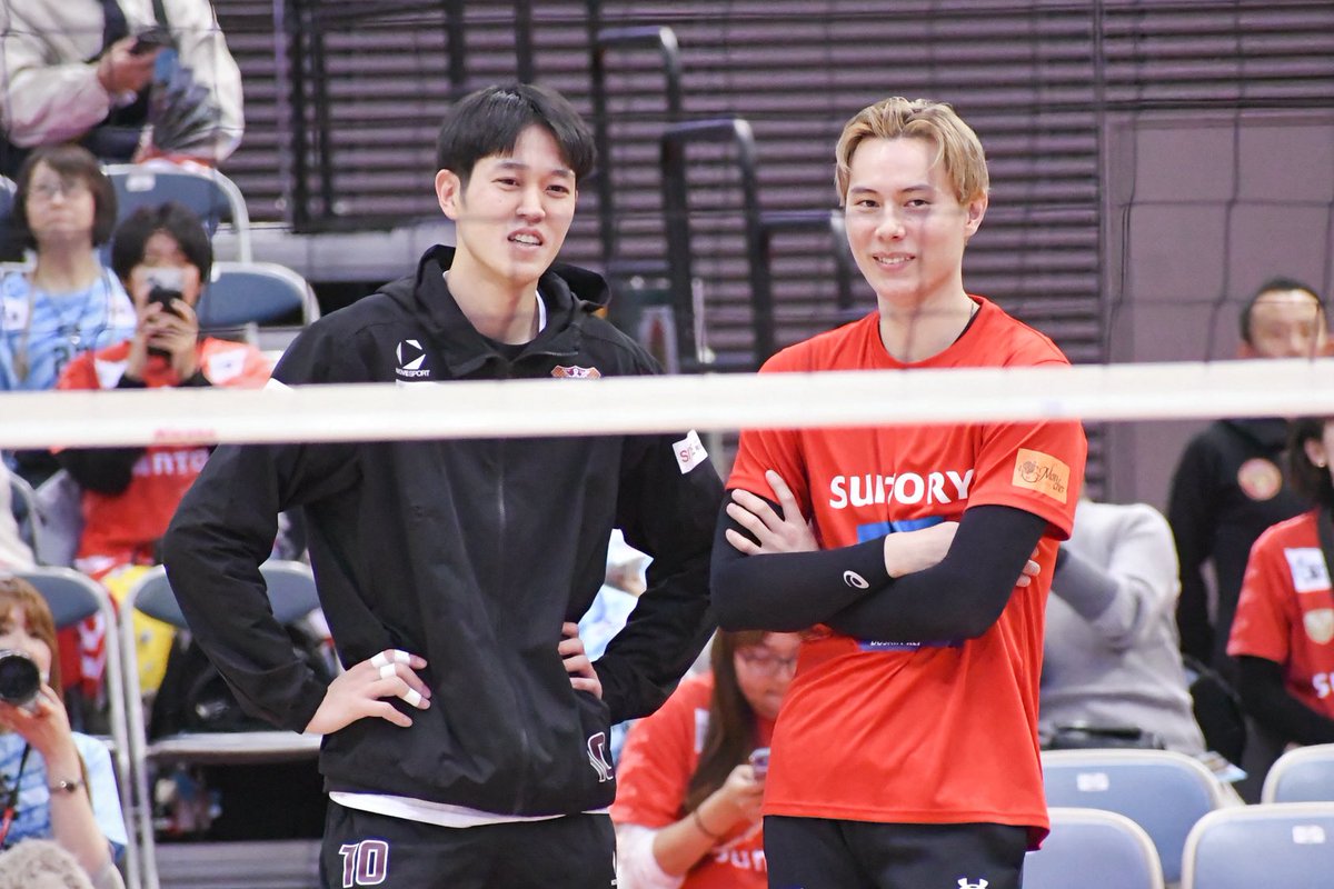 lilium_46's tweet photo. 日体〜！

2025.11.29
おおきにアリーナ舞洲

#髙橋藍 選手
#サントリーサンバーズ大阪 
#安原大 選手
#VC長野トライデンツ 
#日本体育大学 https://t.co/Rqe3N1A0xU