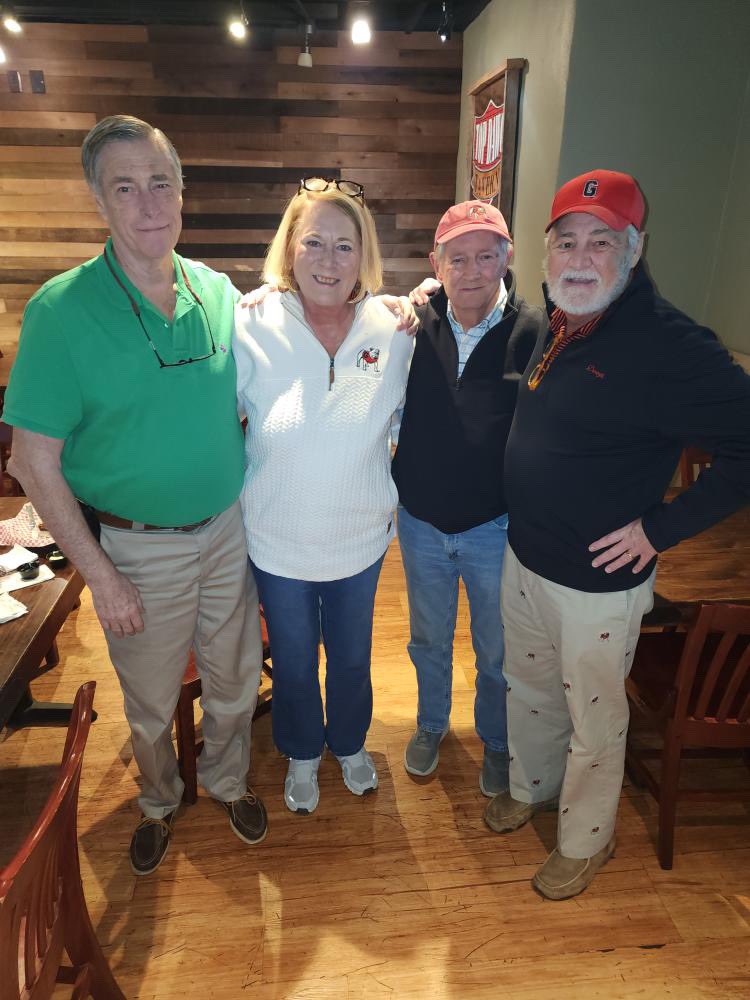 UGAAugustaAlum's tweet image. Thank you Tom for hosting an impromptu GWP today at Top Dawg! Hope you all had a blast watching UGA Wreck Tech!#GoDawgs #WreckTech 🐾🏈☝🏼