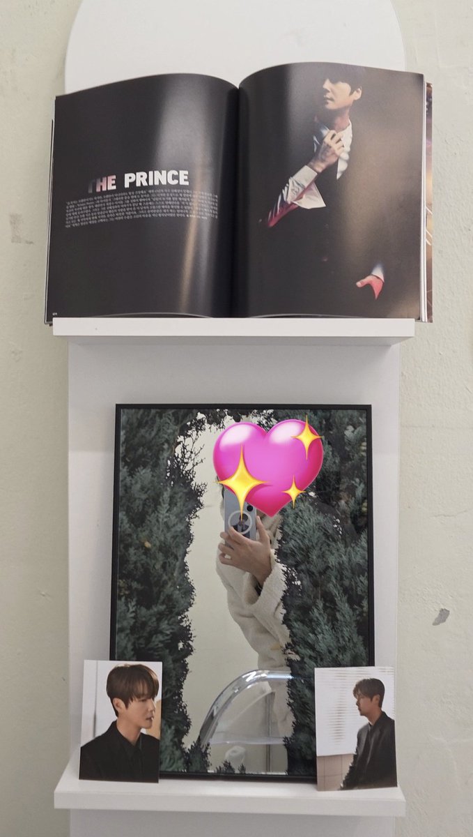 난 여발핑
여: 본인피셜 전쟁났을때 제일먼저 챙겨야하는 것 1순위=데엔나화보집
발: 입시할때 종일 들음 특히 코드진행이쁜거많아서 공부하기좋았음 (최애 작곡가들이 참 아찌한테 곡을많이줌)
핑: 최애 딜라잇 아찌가 러블리으른미보여준건 그게 좀 유일한것같아서 지금도 N년째 벨소리 로코드라마임