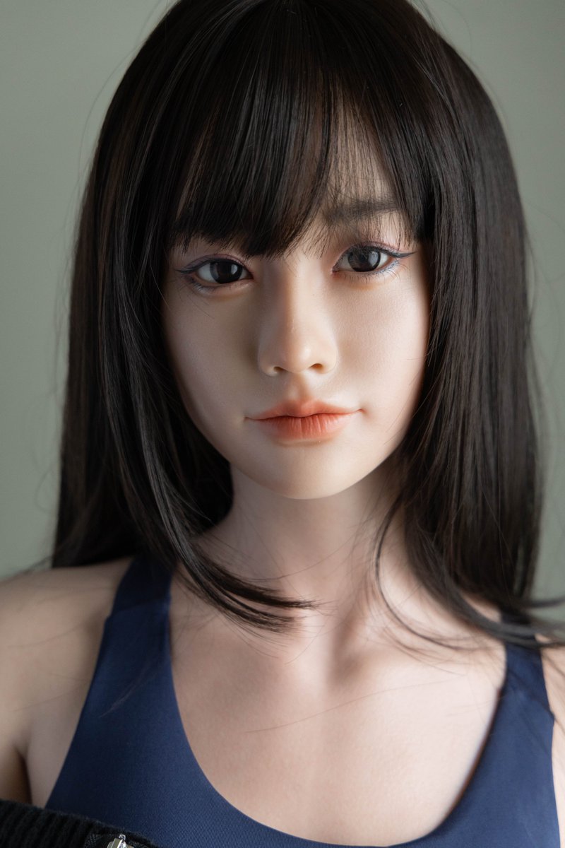 メイクによっておネギ家随一のいい女になった感がある沙希ちゃん