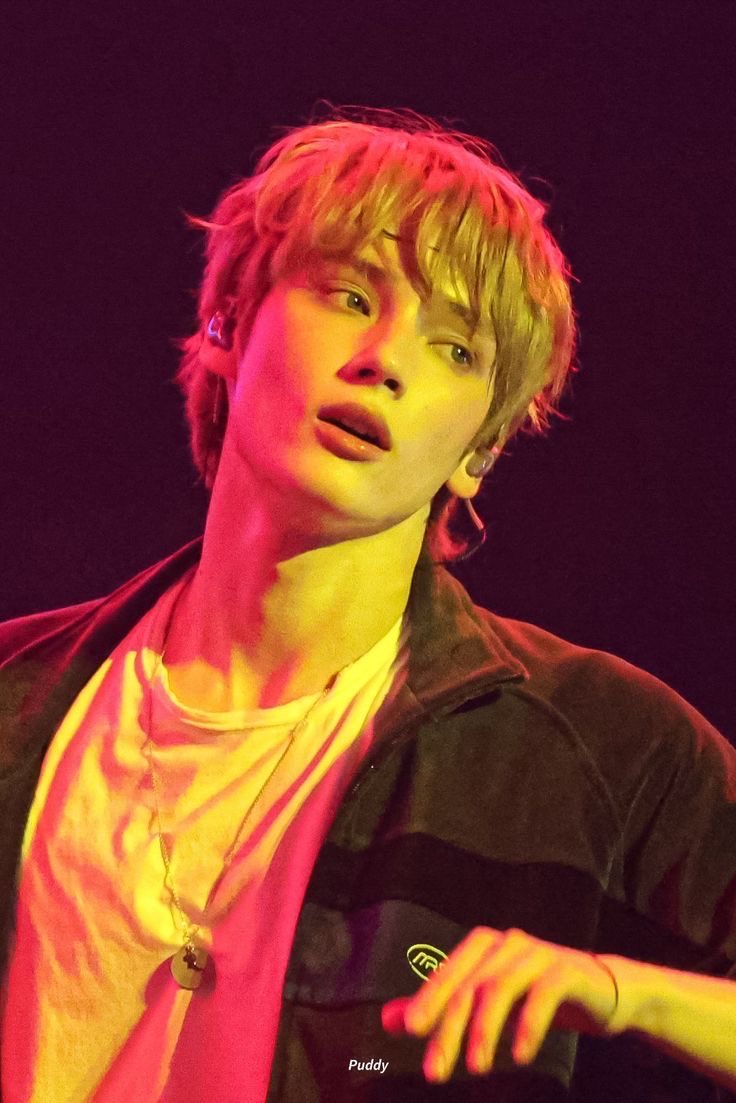 봉팔이 tweet media