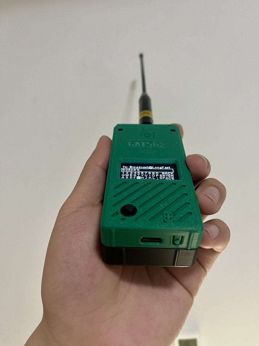 mtoolstec's tweet image. Thanks to BG5DRT for the nice gift - GAT30s 1W Meshtastic node 3D printed case. Real 1W 30dBm. #Meshtastic #meshcore #ham #aprs