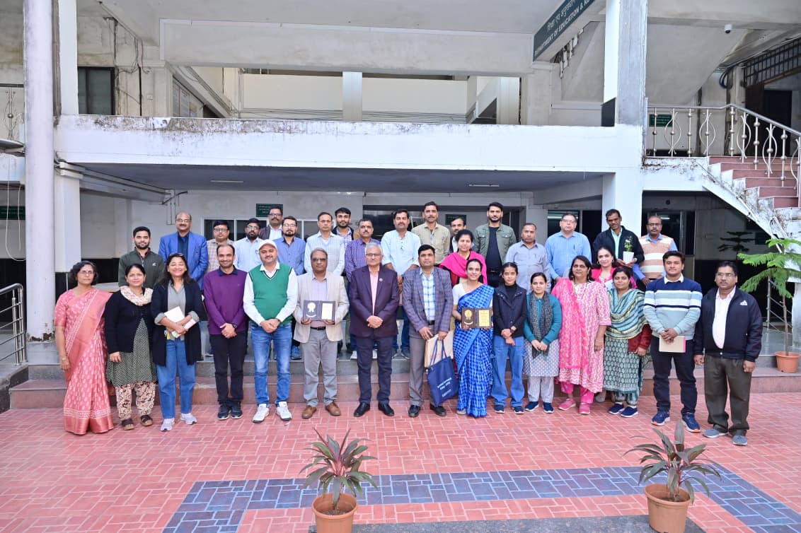 ITDCindia's tweet image. Hindi Workshop Successfully Conducted at NITTTR Bhopal
itdcindia.com/hindi-workshop…
#NITTTRBhopal #HindiWorkshop #LanguageTraining #TeacherDevelopment #ProfessionalDevelopment #BhopalEducation #HindiLanguage #NITTTRNews