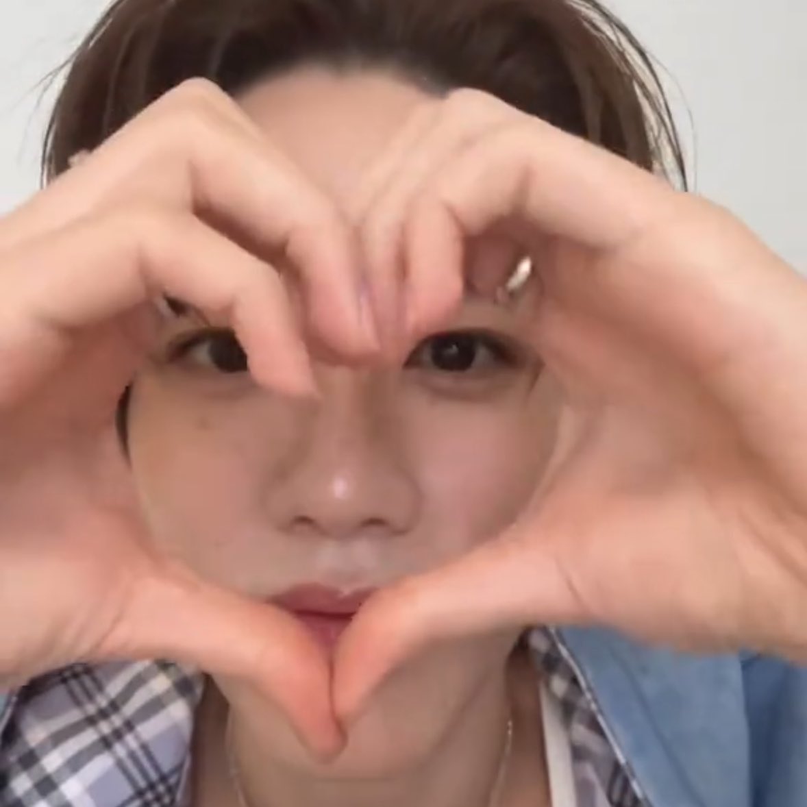 Nattinar's tweet image. [Day30] D-Day ขอให้วันนี้ PP มีความสุข สนุกไปกับ Lovely และผู้ชมนะคะ น้องตั้งใจทุ่มเทซ้อมมาตลอด 1 เดือน มั่นใจว่าวันนี้น้องต้องทำได้ดีดีอยู่แล้ว สนุกให้เต็มที่ เก็บความทรงจำที่ดีร่วมกับทุกคน พี่ส่งความรักและกำลังใจให้สุดพลังค่ะ
⭐️ #30Days30ReasonstoLovePPKrit
🤍 #PPKritt @ppkritt