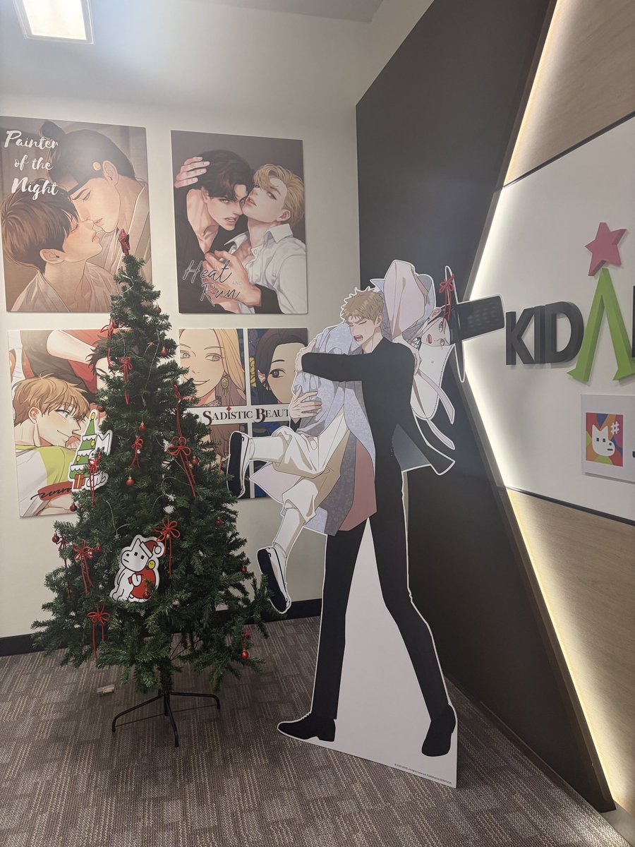 Onasami1's tweet image. เป็นการมาหาน้องลียอนกับพี่กีฮุนที่มีความสุขที่สุดเลยค่ะ 💜🫶🏻  #JMEESHOPTH
#REDTHREADQUESTEVENT @JMEESHOP_TH