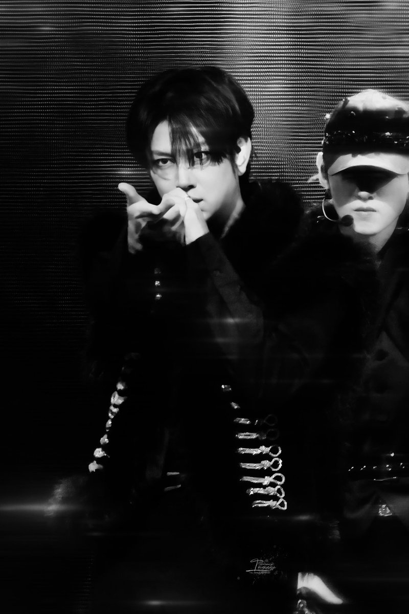 irenemusse's tweet image. 251128 MAMA AWARDS IN HONG KONG

ᴛʜᴇ ᴇxᴘʀᴇꜱꜱ ᴍᴏᴅᴇ

#MAMAAWARDS #MAMAAWARDS2025 #MAMA2025 
#슈퍼주니어 #SUPERJUNIOR #슈주 
#希澈 #金希澈 #HEECHUL #김희철 #희철 #ヒチョル