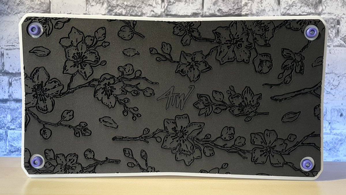 Who's still cookin' on 6 buttons only? You a real one if you do