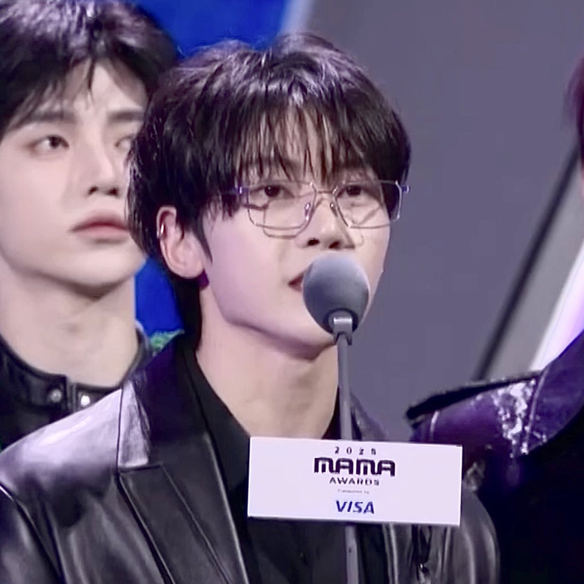 와🍉 (@rose_thew) on Twitter photo 