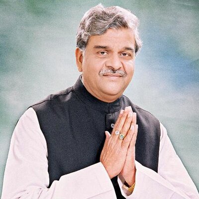 AkhileshPSingh's tweet image. पूर्व केंद्रीय मंत्री और उत्तर प्रदेश कांग्रेस अध्यक्ष
 मेरे बड़े अग्रज कांग्रेस के वरिष्ठ नेता श्री प्रकाश जायसवाल का निधन देश की राजनीति में एक अपूरणीय क्षति है।
ईश्वर उन्हें अपने श्री चरणों में स्थान दें। 

ॐ शांति: 🙏🏼
