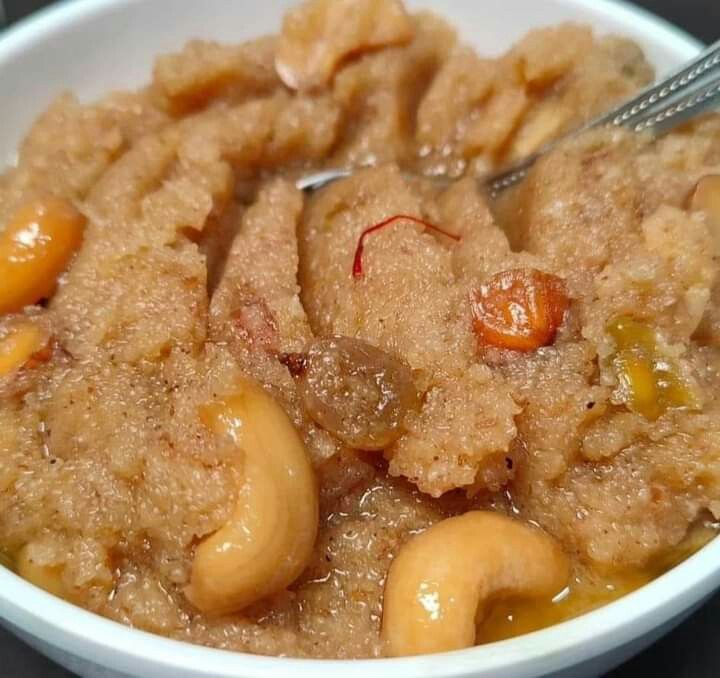 oye_New_Bie's tweet image. Choose one only?