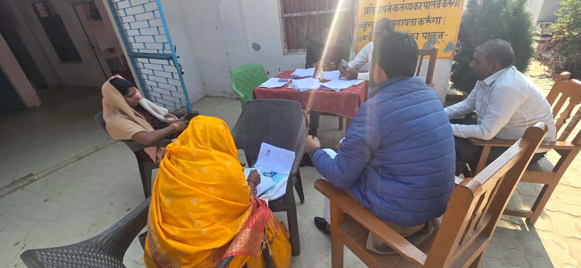 AbhisheknirajRG's tweet image. संघर्ष ही इंसान को मजबूत बनाता है। रास्ते चाहे कितने भी कठिन हों, हौसला अगर बुलंद हो तो मंज़िल खुद झुककर सलाम करती है। क्योंकि मेरा संघर्ष ही मेरी सबसे बड़ी ताकत है।
#अभिषेक_तिवारी_नीरज