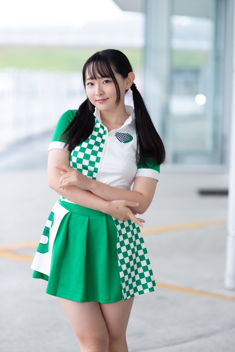 shippo_hama's tweet image. 鈴鹿 FUN&amp;amp;RUN! 2-Wheels 25.10

レースクイーン🏍️
新田柚花 さん @yuukanew3

#鈴鹿サーキット #SUZUKA #FUNRUN
#レースクイーン