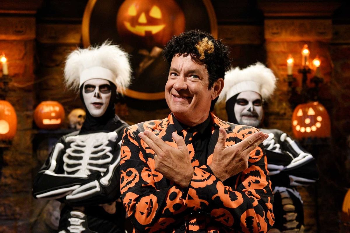 this is what I see anytime I see Solo and his MFTs #SmackDown  #WWE