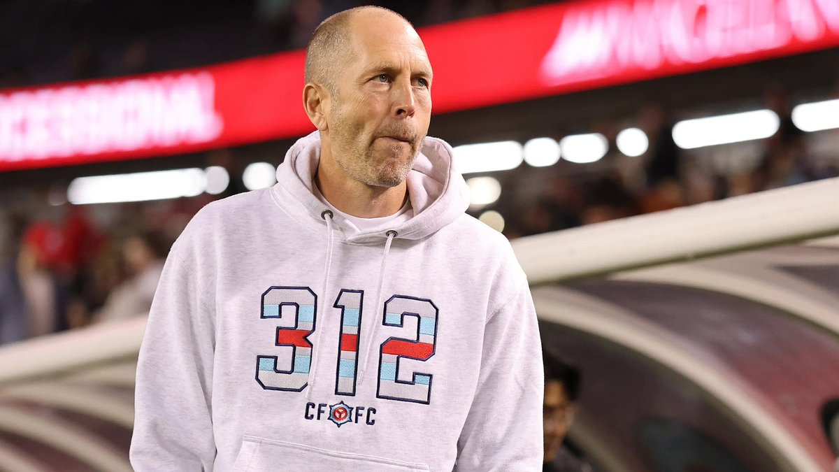 w3stw3stw3st's tweet image. Happy Thanksgiving, Chicago 🥹

#cf97 #DaBears